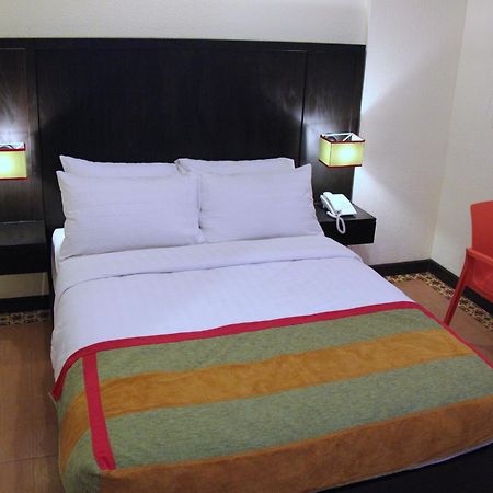 Casa Oliva Spa Residences Malolos Exterior foto